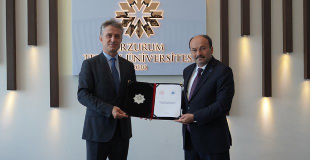 ETÜ ile Erzurum Rölöve ve Anıtlar Müdürlüğü Arasında İş Birliği Protokolü İmzaladı haber görseli