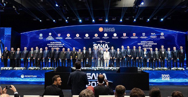 Rektör Çakmak, SAHA 2026’da Savunma Sanayii Temsilcileriyle Bir Araya Geldi haber görseli