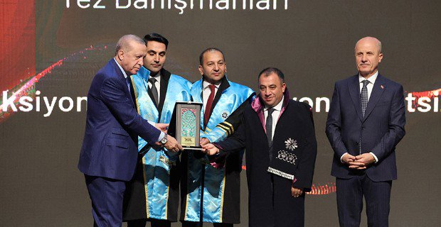 ETÜ’lü Akademisyenin Danışmanlığındaki Doktora Tezi YÖK Üstün Başarı Ödülü’ne Layık Görüldü haber görseli
