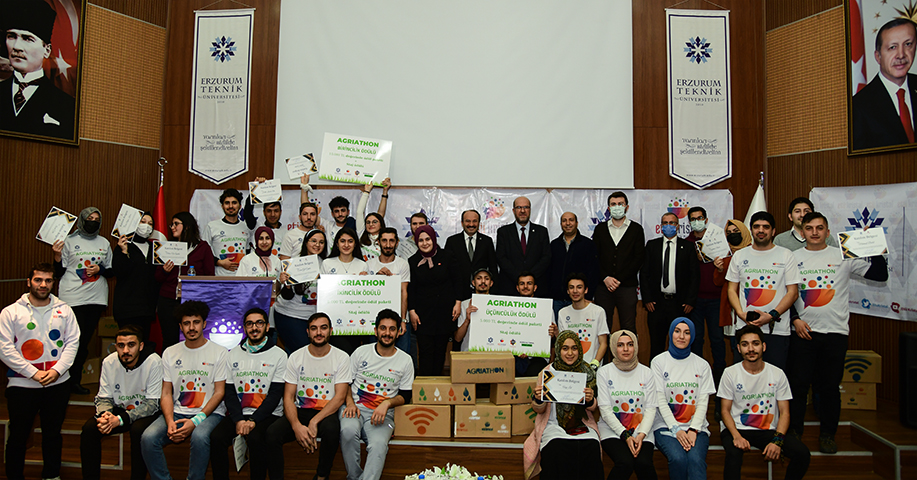 ETÜ Tarafından Lisans ve Lisansüstü Öğrencilerine Yönelik Hackathon Etkinliği Düzenlendi