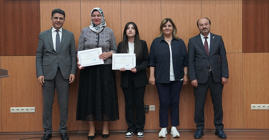 ETÜ’de TÜBİTAK’tan Destek Alan 74 Öğrenci Projesi Ödüllendirildi