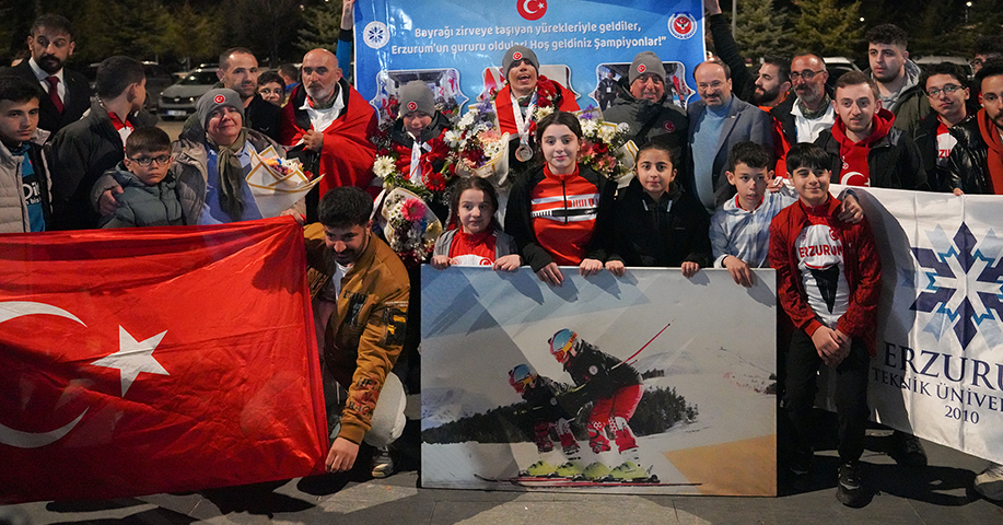 ETÜ’lü Bingül Kardeşler 2025 Zihinsel Engelliler Dünya Kayak Şampiyonası’ndan 3 Madalya İle Döndü