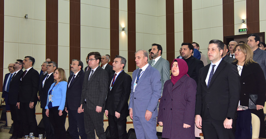 ETÜ’de Sağlık Yöneticiliği Sempozyumu Düzenlendi