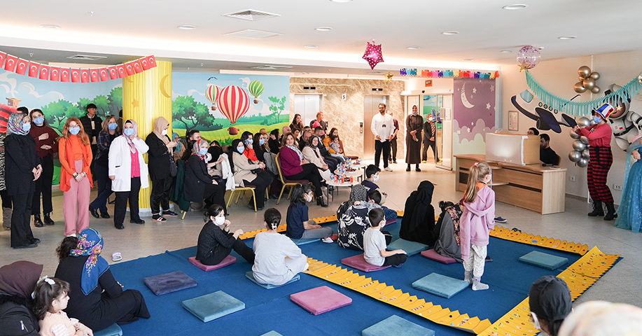 ETÜ’den Hastanede Tedavi Gören Çocuklar İçin Anlamlı Etkinlik    