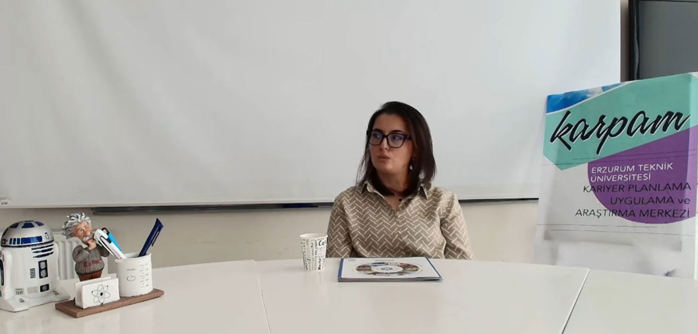 Dr. Öğr. Üyesi Nazife Özer ile YÖK Üstün Başarı Ödülü üzerine söyleşi gerçekleştirilmiştir.