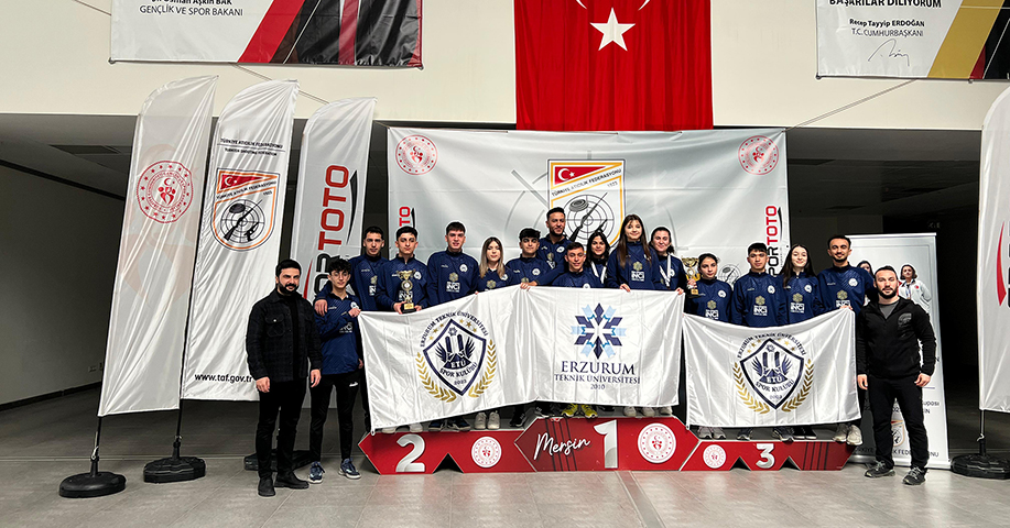 ETÜ Atıcılık Takımı Türkiye Rekoruyla Şampiyon Oldu