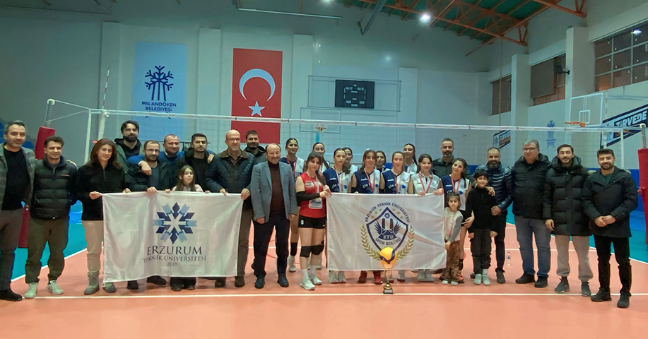ETÜ Spor Kulübü Kadın Voleybol Şampiyonasında 1 Numara Olmayı Başardı