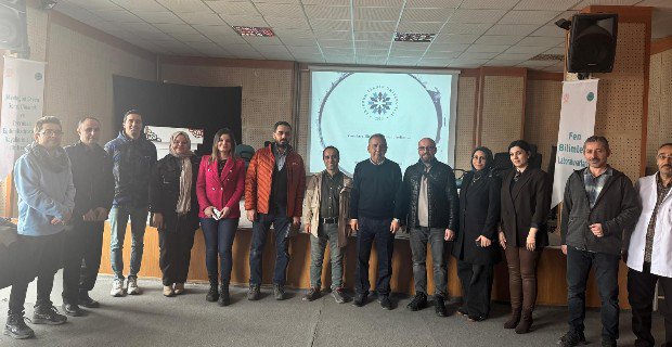 Üniversitemizin tanıtım organizasyonu kapsamında Aziziye Anadolu İmam Hatip Lisesi Fen ve Sosyal Bilimler Proje Okulu ziyaret edildi.