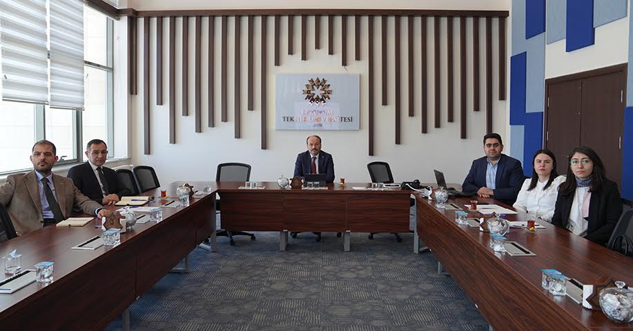 Erzurum Teknik Üniversitesi (TTM), Ar-Ge faaliyetlerinin sanayi ile buluşması amacıyla Dış Paydaş Toplantısı gerçekleştirdi