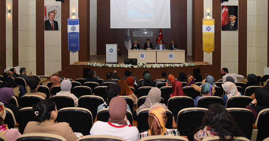 ETÜ’de İstanbul’un Fethi Konuşuldu