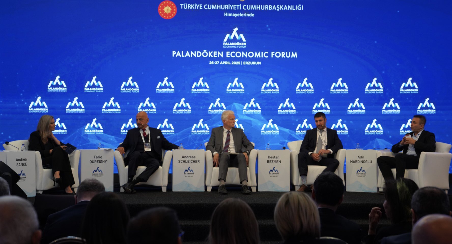 Palandöken Ekonomi Forumu İkinci Gününde Yoğun Katılımla Sürüyor