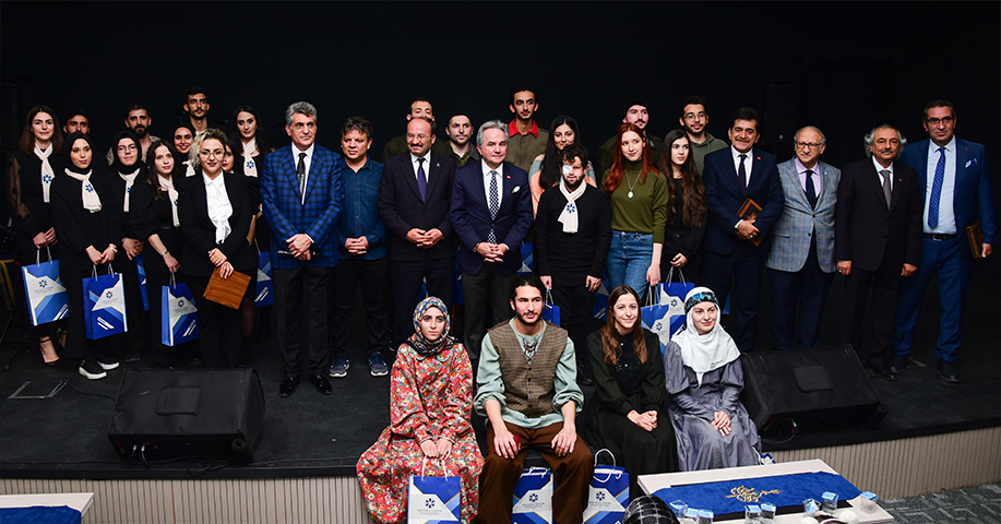 ETÜ’de Türkülerin Hikayesi Anıldı