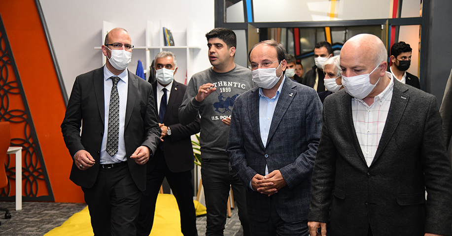 ETÜ’nün İnovasyon Merkezleri Misafirlerini Ağırladı 