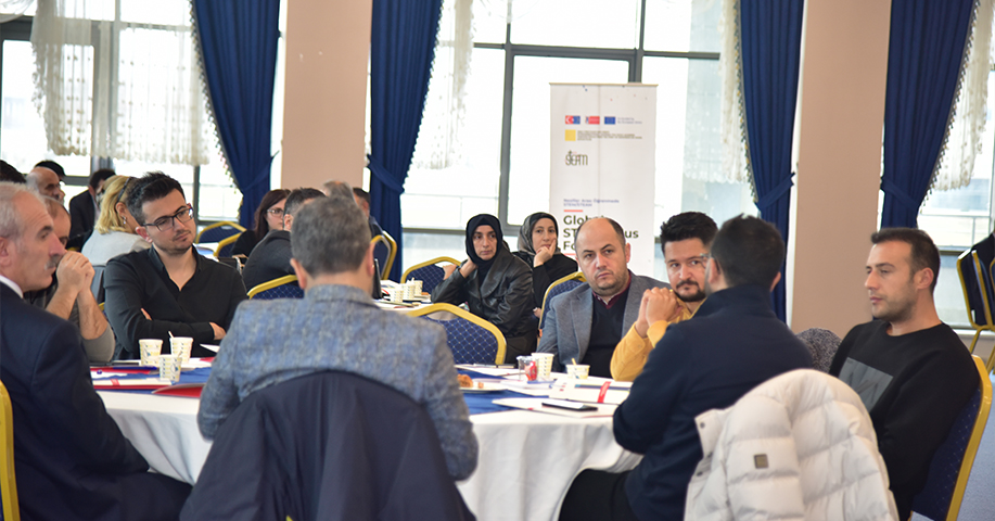 ETÜ’de STEAM PLUS Çoğaltıcı Etkinliği Düzenlendi