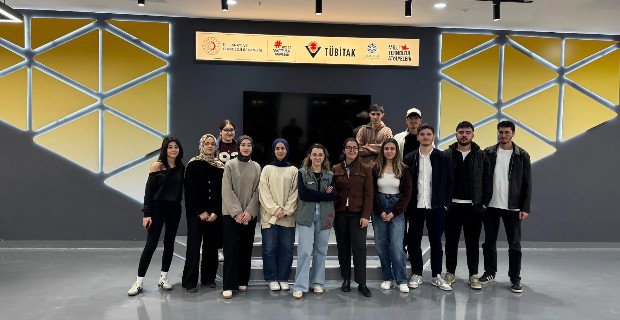Mimarlık Öğrencilerinden TÜBİTAK Milli Teknoloji Atölyesi’ne Ziyaret