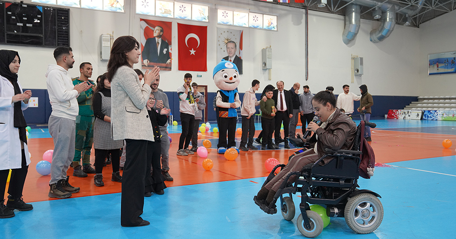 ETÜ 3 Aralık Dünya Engelliler Günü’nde, Özel Gereksinimli Çocuklar İçin Şenlik Düzenlendi