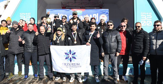 Erzurum Teknik Üniversitesi Snowboard Türkiye Şampiyonu Oldu