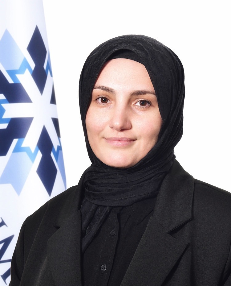 Hünkar Karaca Yalçın foto�raf�